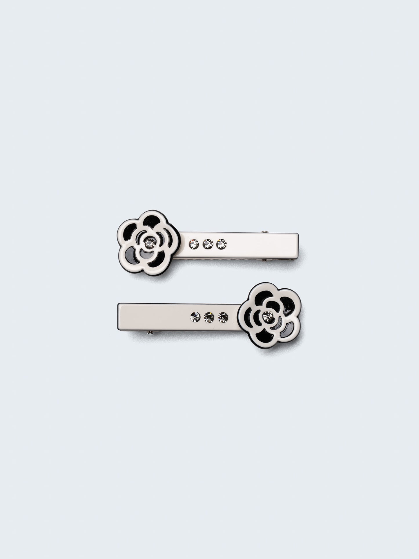 Essential Camellia Hair Clip